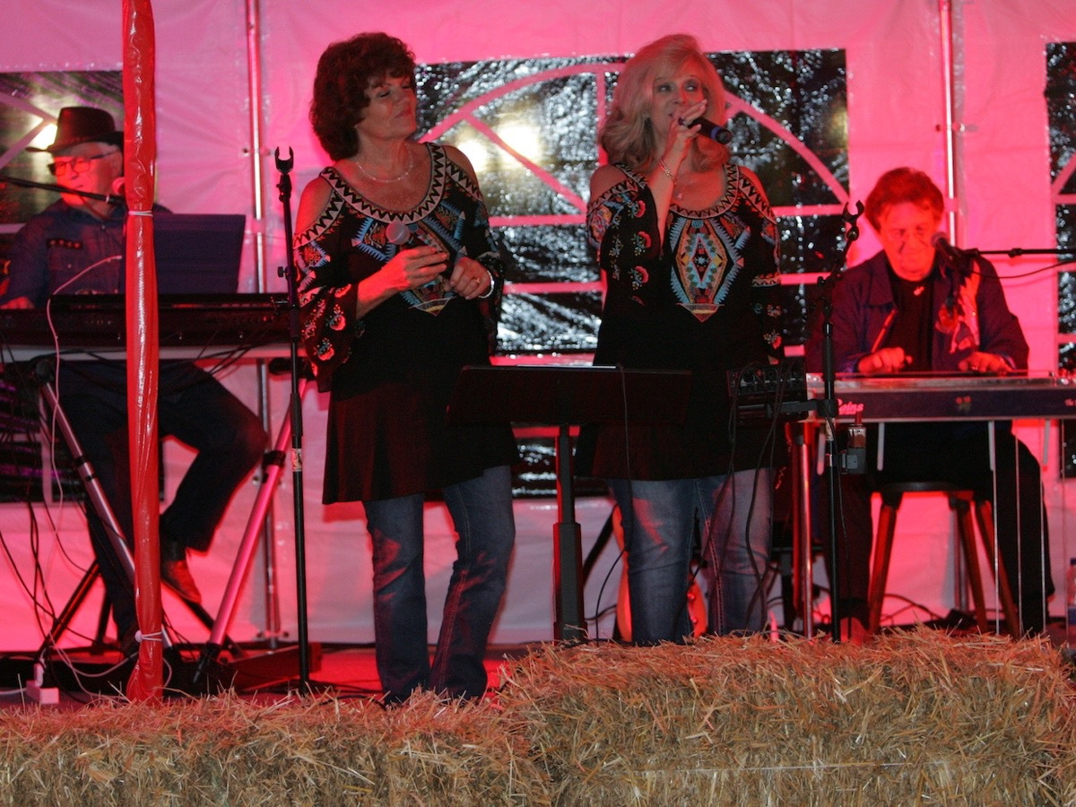 Country Night (2019)